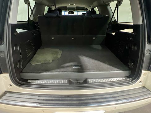 Used 2015 GMC Yukon XL Denali image 20