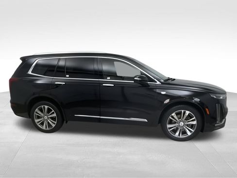 Used 2020 Cadillac XT6 Premium Luxury FWD image 2