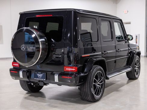 Used 2024 Mercedes-Benz G 550 image 9
