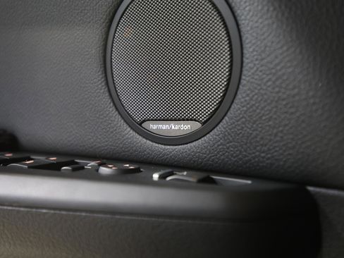 Used 2018 BMW X4 M40i image 26