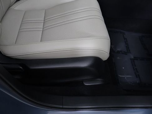 Used 2024 Honda HR-V EX-L image 32