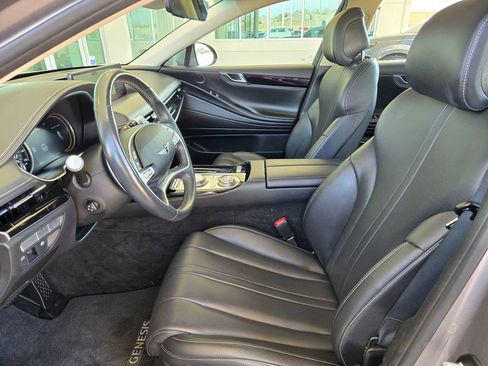 Used 2023 Genesis G80 2.5T image 9