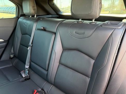 Used 2023 Cadillac XT4 Premium Luxury image 19