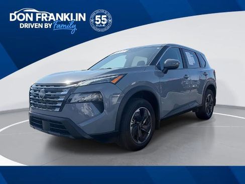 Certified 2026 Nissan Rogue SV image 1