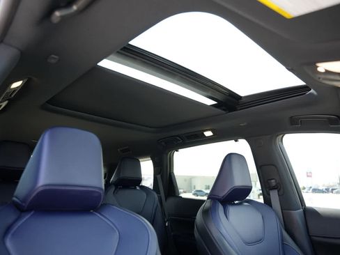 New 2026 INFINITI QX60 Sport image 26