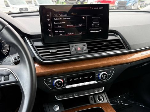 Used 2023 Audi Q5 2.0T Premium Plus w/ Premium Plus Package AWD/4WD image 46
