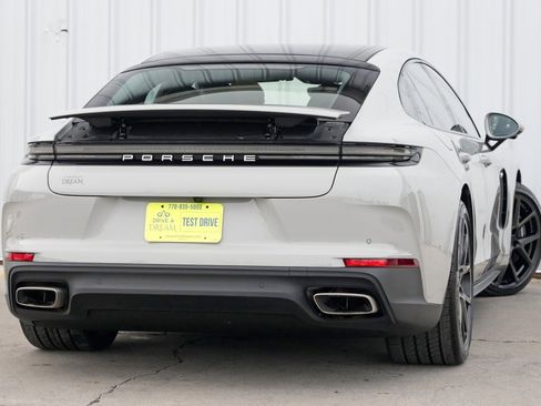Used 2025 Porsche Panamera 4 w/ Premium Package image 5