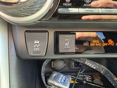 Used 2024 Toyota RAV4 XSE w/ Weather Package AWD/4WD image 15