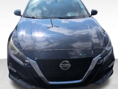 Used 2020 Nissan Altima 2.5 S FWD image 2