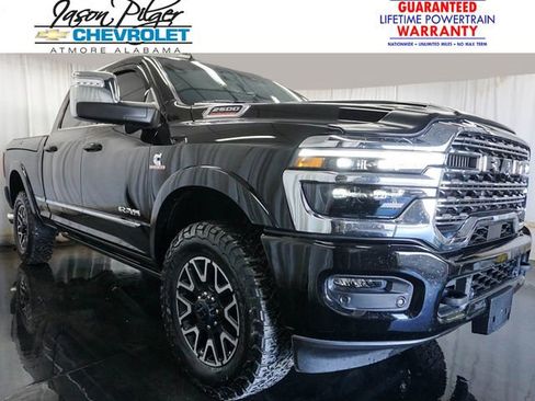 Used 2025 RAM 2500 Limited AWD/4WD image 1