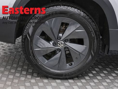 Used 2025 Volkswagen Taos S FWD image 28