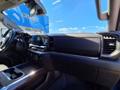 Used 2025 Chevrolet Silverado 2500 LT w/ All Star Edition AWD/4WD image 14