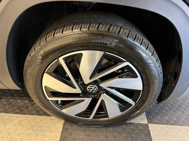 Certified 2024 Volkswagen Atlas SE FWD image 10