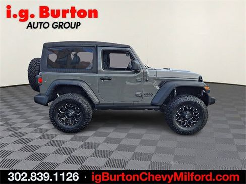 Used 2022 Jeep Wrangler Sport S image 7