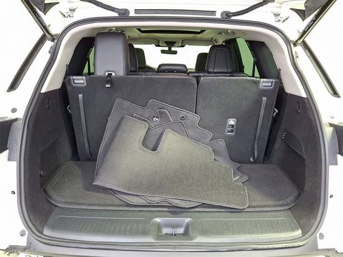 Certified 2025 INFINITI QX60 Luxe w/ Cargo Package image 32