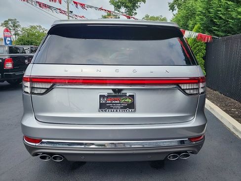 Used 2022 Lincoln Aviator AWD w/ Premium Package image 8