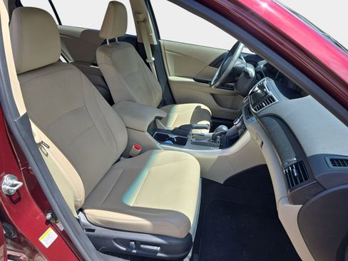 Used 2014 Honda Accord Touring image 12
