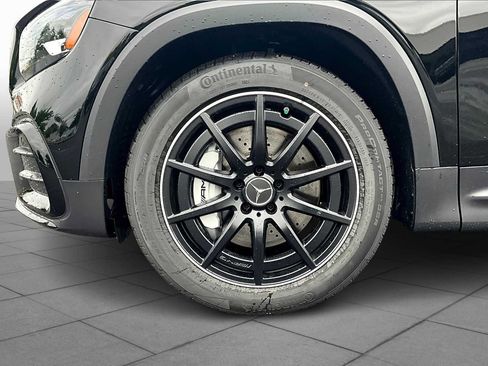 Used 2025 Mercedes-Benz GLB 35 AMG 4MATIC image 11