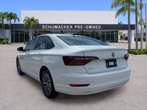 Used 2019 Volkswagen Jetta SEL w/ Cold Weather Package FWD image 5