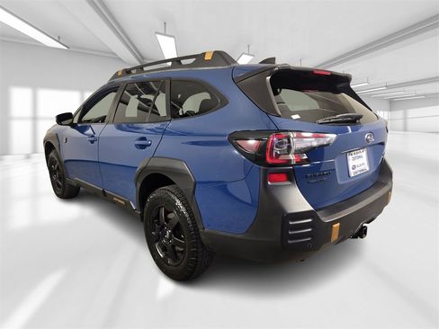 Used 2022 Subaru Outback Wilderness image 4