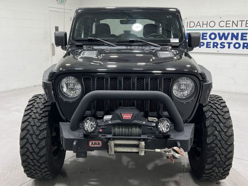 Used 2022 Jeep Wrangler Rubicon image 3
