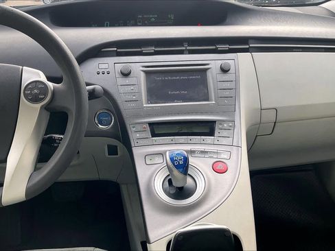 Used 2012 Toyota Prius Three FWD image 6