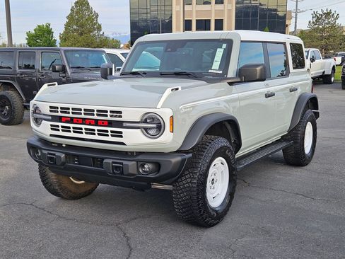 Used 2023 Ford Bronco Heritage Edition AWD/4WD image 11