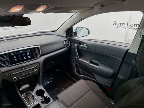 Used 2020 Kia Sportage LX image 21