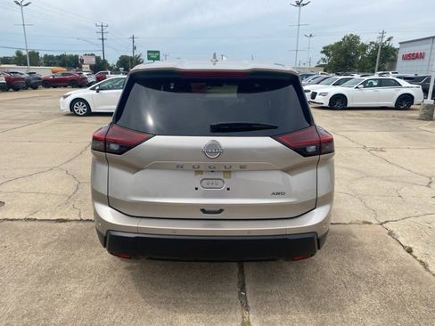 New 2026 Nissan Rogue SV image 5