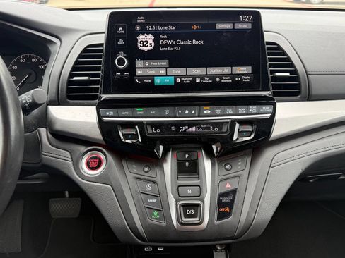 Used 2025 Honda Odyssey Sport-L image 19