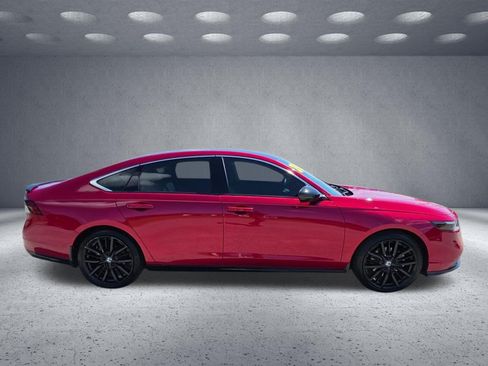 Used 2024 Honda Accord Touring image 8