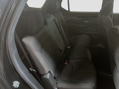Used 2025 Honda Pilot Sport image 28