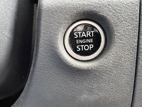 Used 2024 Nissan Frontier PRO-4X w/ Pro Premium Package image 12