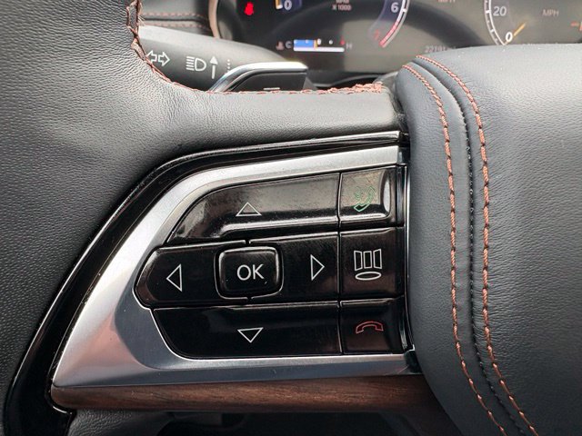 Used 2025 Jeep Grand Cherokee Summit AWD/4WD image 23