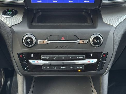 Certified 2020 Ford Explorer XLT w/ Equipment Group 202A image 13