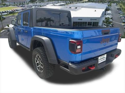 Certified 2025 Jeep Gladiator Rubicon AWD/4WD image 6