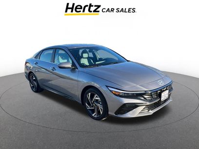 Used 2025 Hyundai Elantra Limited
