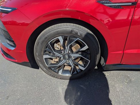 Used 2025 Hyundai Sonata SEL image 11