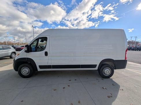 New 2026 RAM ProMaster 2500 w/ Convenience Group image 8