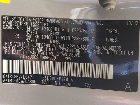 Used 2017 Toyota Sienna XLE image 33