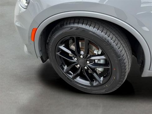 Used 2022 Dodge Durango R/T w/ Trailer Tow Group IV image 8