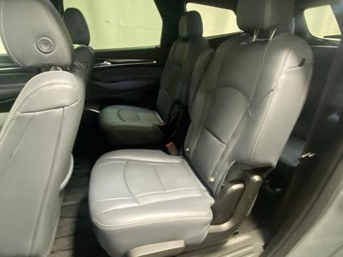 Used 2024 Buick Enclave Essence w/ Experience Buick Package AWD/4WD image 14