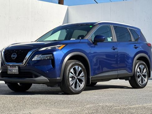 Used 2023 Nissan Rogue SV w/ SV Premium B Package image 7