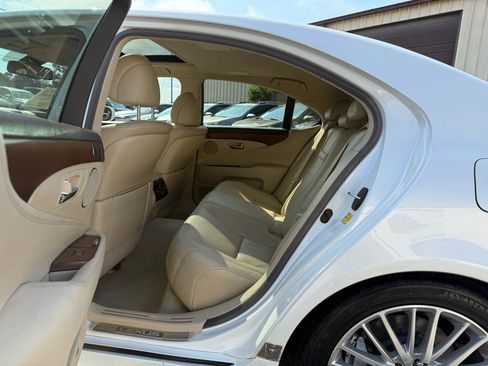 Used 2011 Lexus LS 460 Luxury image 26