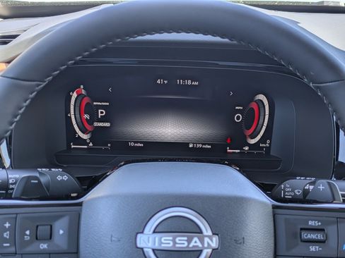 New 2026 Nissan Pathfinder Platinum image 18