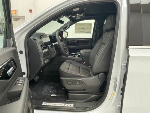New 2026 Chevrolet Tahoe High Country w/ Sun And Tow Package AWD/4WD image 8