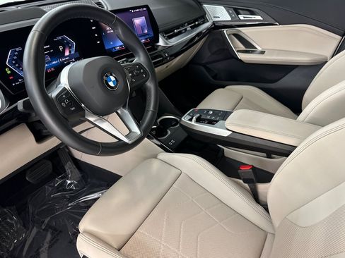Certified 2023 BMW X1 xDrive28i w/ Premium Package AWD/4WD image 4