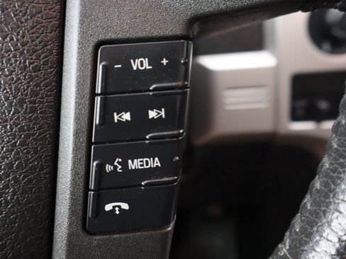 Used 2014 Ford F150 Lariat w/ Equipment Group 502A Luxury AWD/4WD image 32
