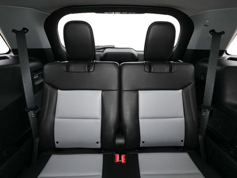 Used 2023 Ford Explorer XLT w/ Equipment Group 202A image 23