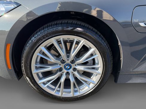 Used 2023 BMW 330e w/ Premium Package image 9